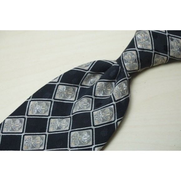 Brioni Roma Coal Black Steel Gray Floral 100% Silk Tie Made in Italy